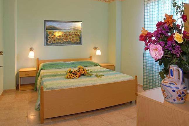 Agriturismo Nardini Villa Rodi Garganico Værelse billede