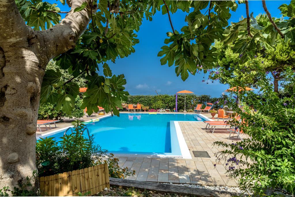 Agriturismo Nardini Villa Rodi Garganico Eksteriør billede